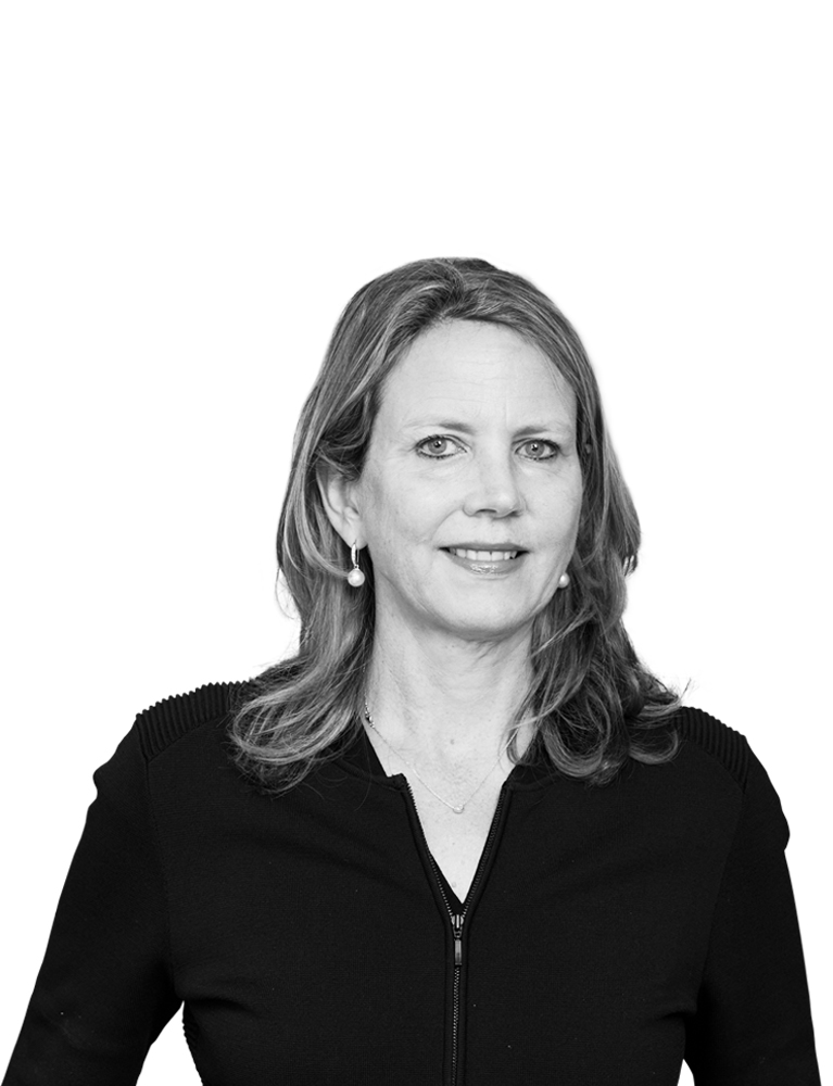 5 9180 Export Headshot 767X1000 96Dpi Phillippa K BW (1)