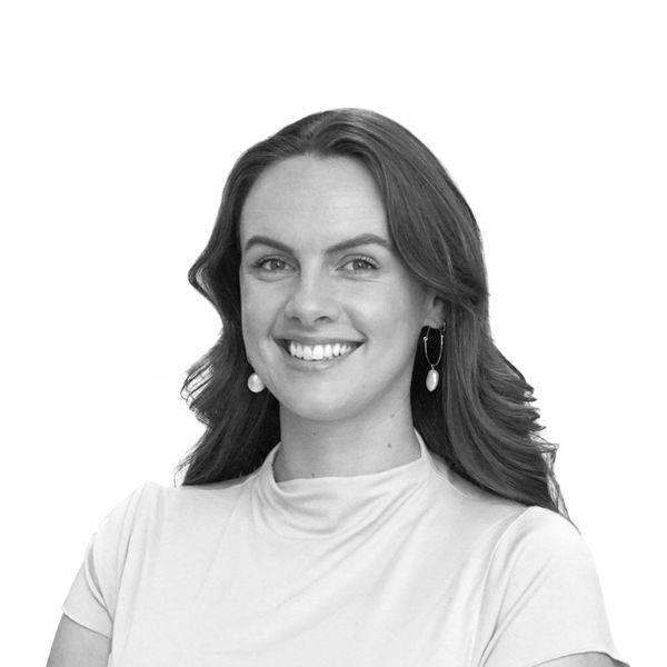 5 9180 Export Headshot 767X1000 96Dpi Emily BW