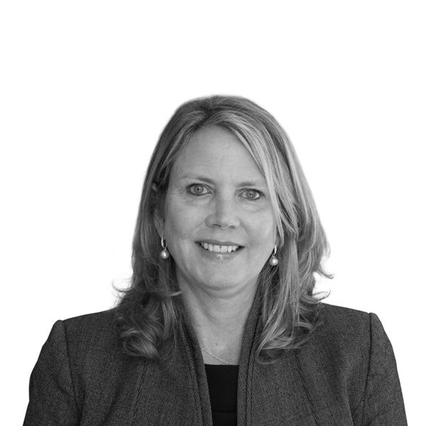 5 9180 Export Headshot 767X1000 96Dpi Phillippa K BW